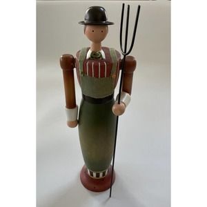 Department 56 Thanksgiving Pilgrim Figurine w/Pitchfork Folk Art Farmhouse Decor
